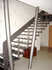 || escaliers_horvat_D83 ||